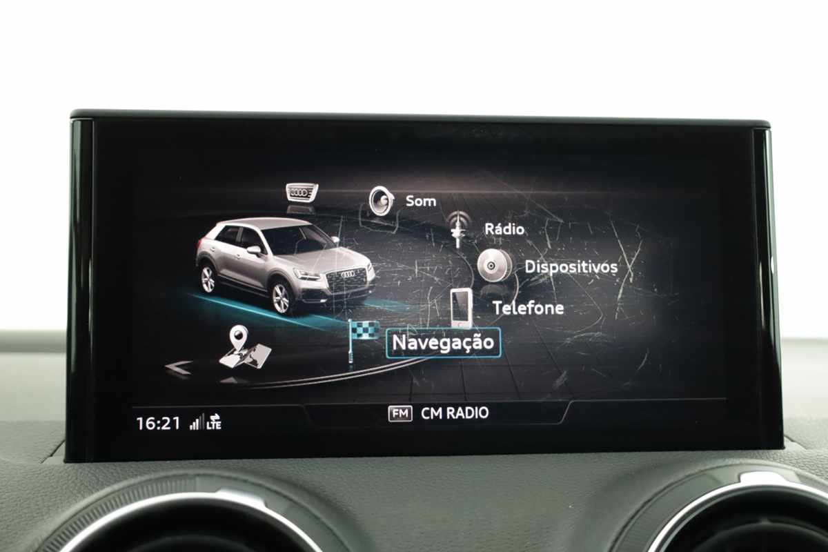 audi-q2-2023-gasolina-1498cc