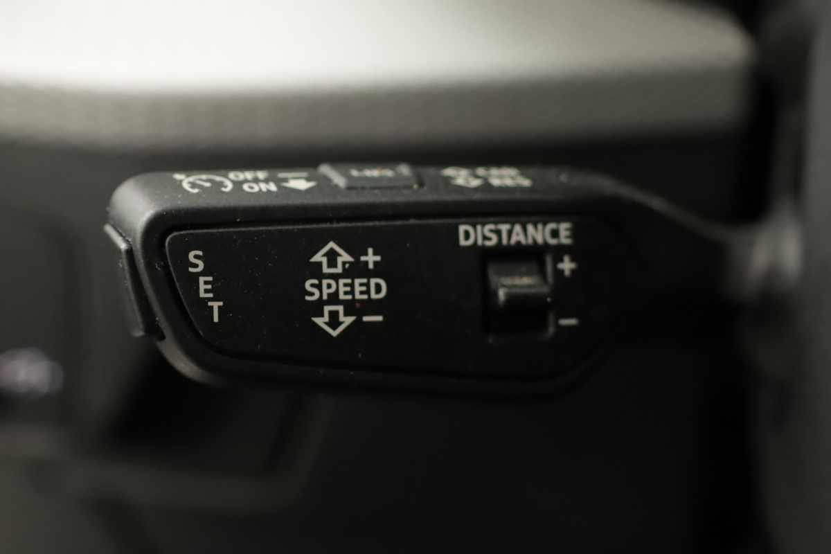 audi-q2-2023-gasolina-1498cc