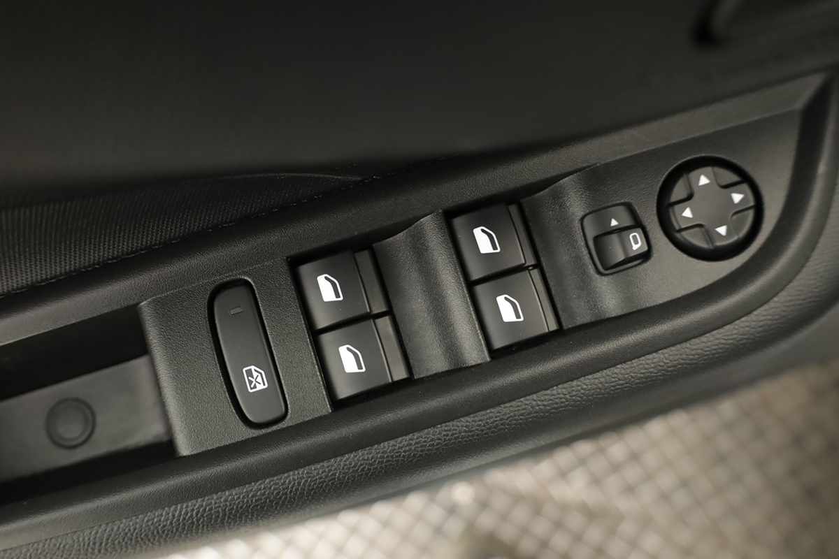 opel-frontera-2025-gasolina-1199cc