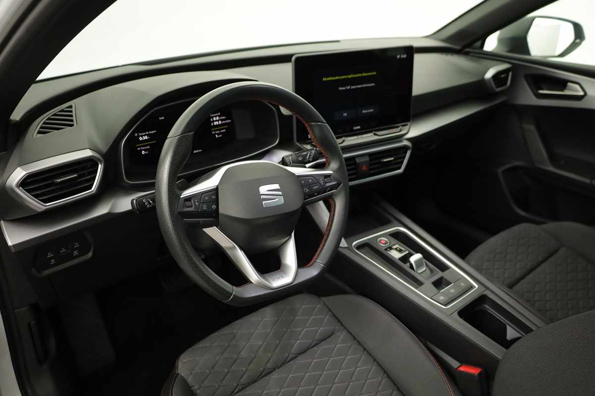 seat-leon-st-2025-hibrido-a-gasolina-1498cc