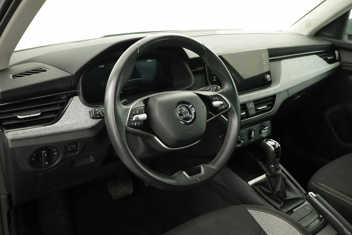skoda-kamiq-2024-gasolina-999cc