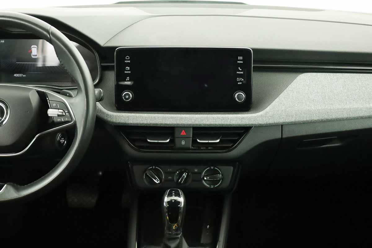skoda-kamiq-2024-gasolina-999cc