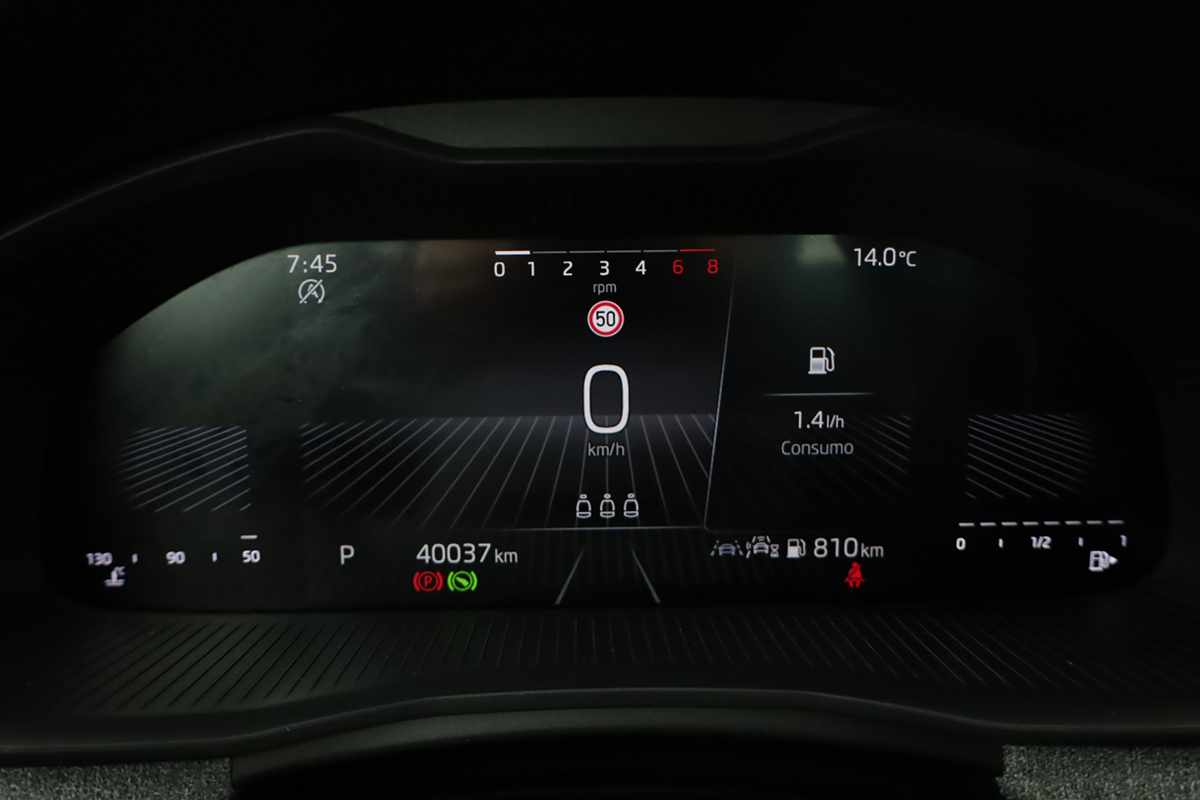 skoda-kamiq-2024-gasolina-999cc