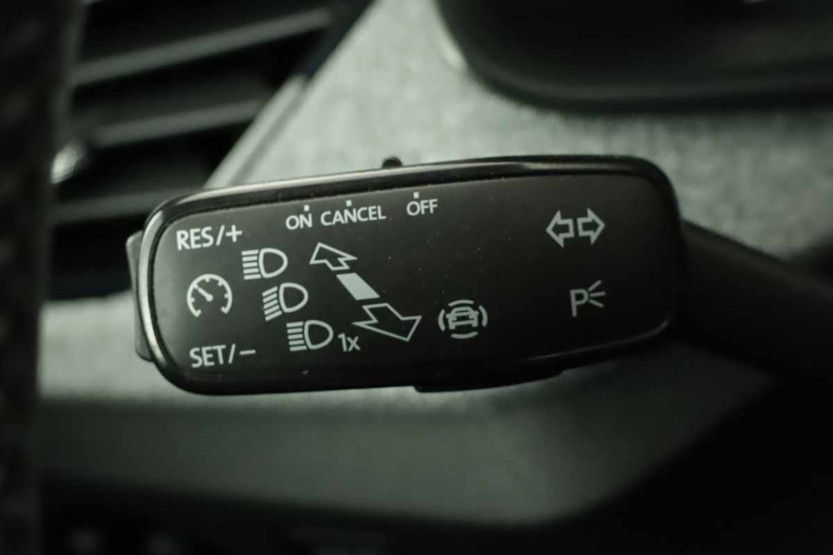 skoda-kamiq-2024-gasolina-999cc