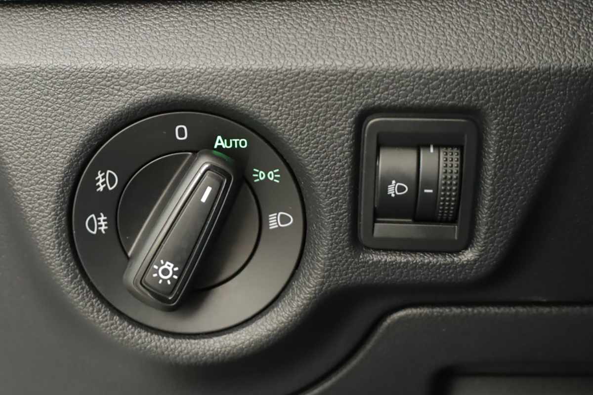 skoda-kamiq-2024-gasolina-999cc
