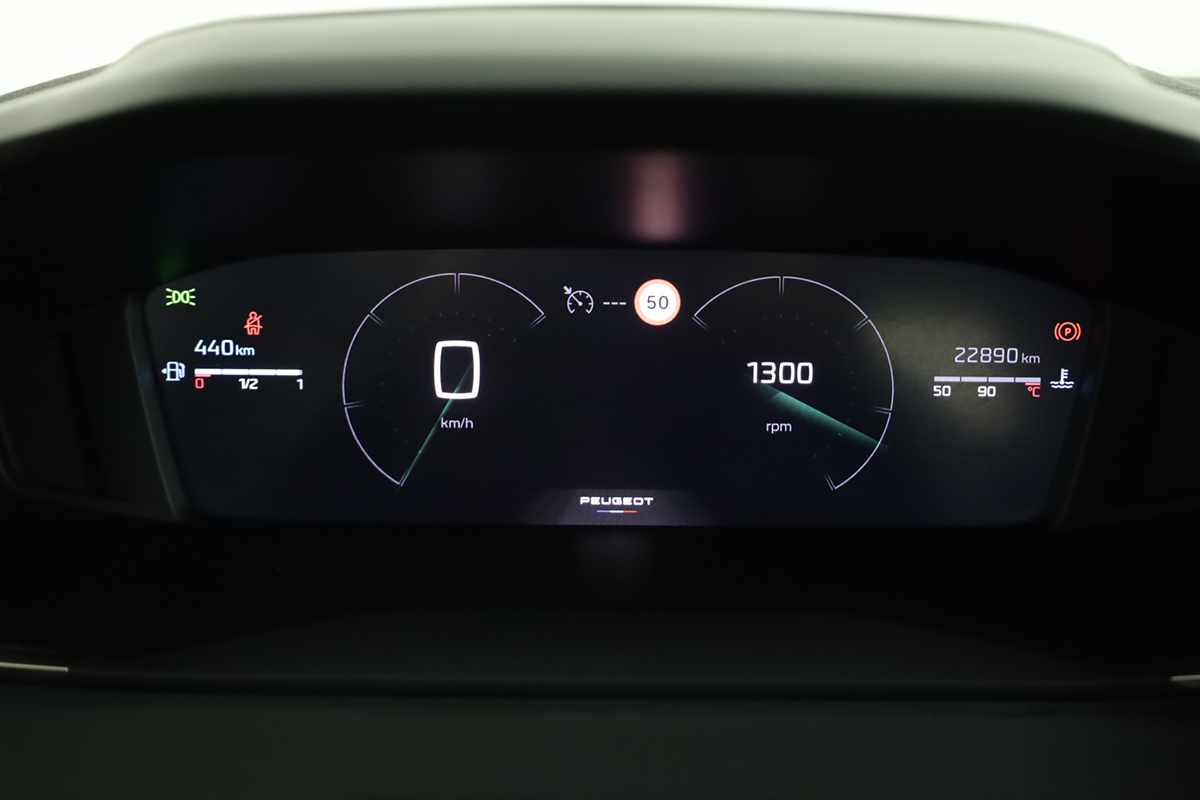 peugeot-2008-2024-gasolina-1199cc
