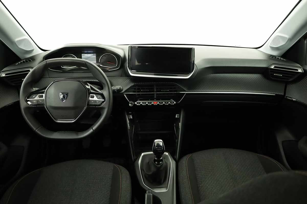 peugeot-208-2025-gasolina-1199cc