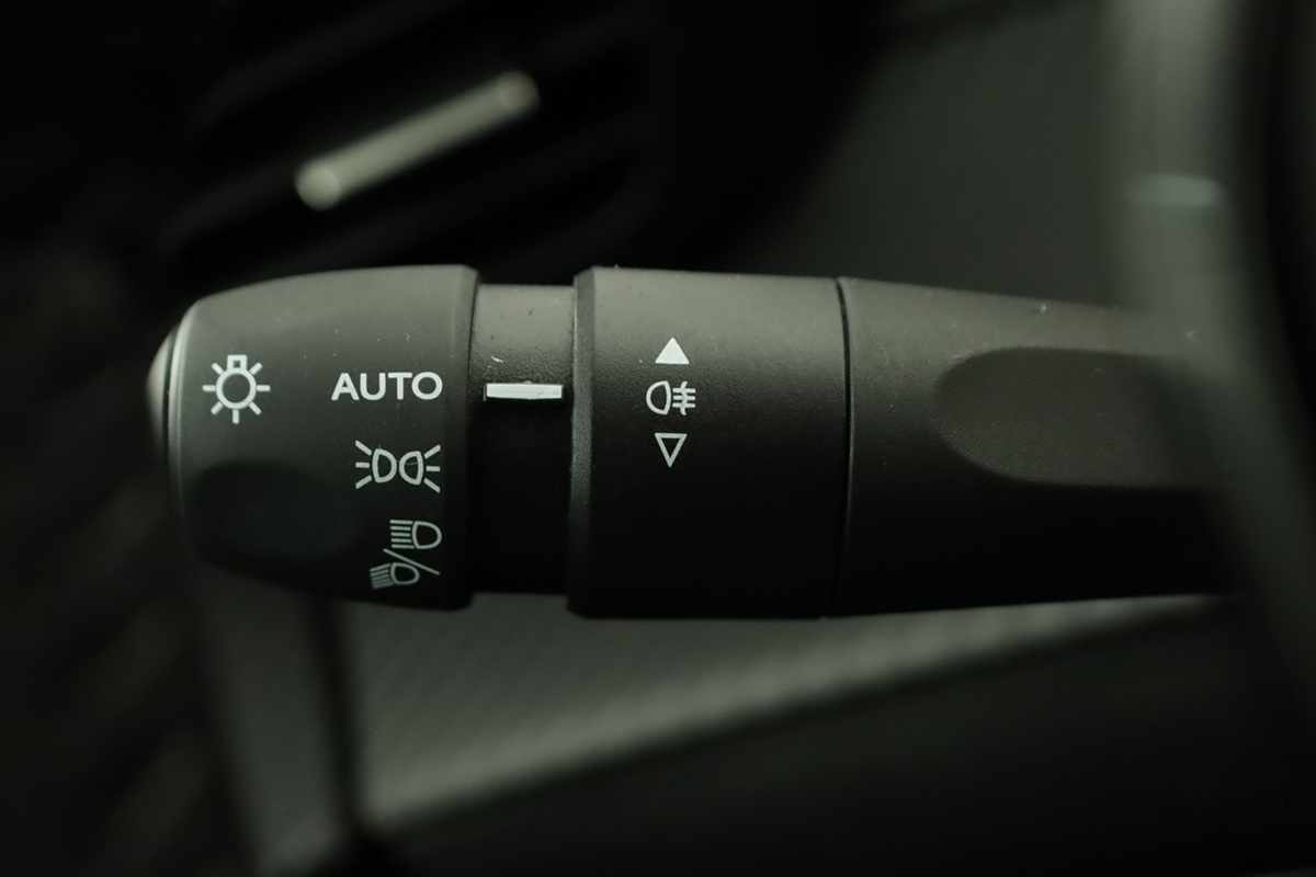 peugeot-208-2025-gasolina-1199cc