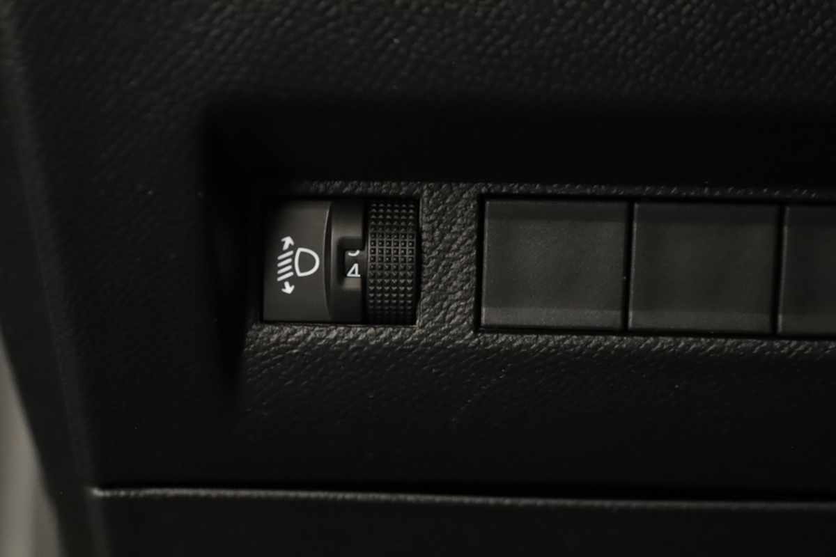 peugeot-208-2025-gasolina-1199cc