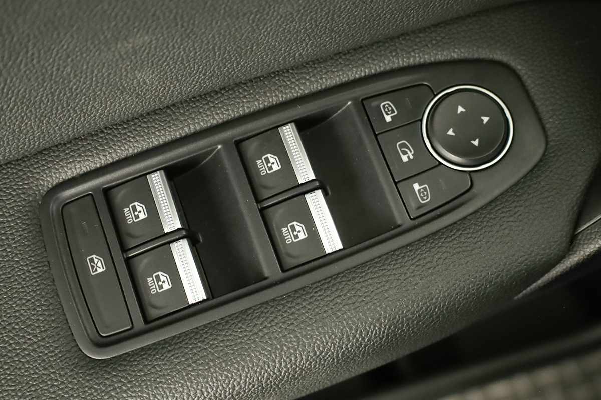 renault-captur-2024-gpl-999cc