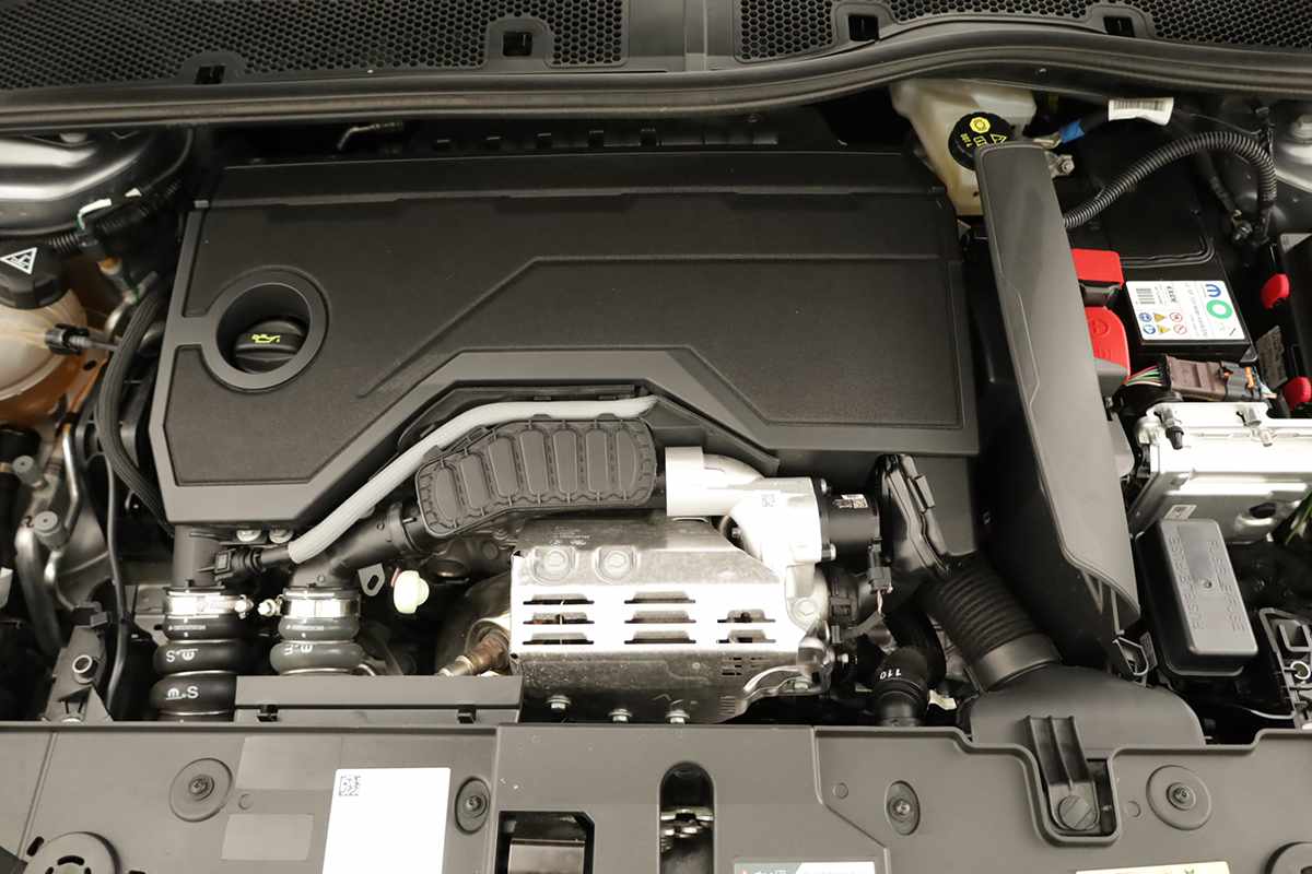 peugeot-208-2025-gasolina-1199cc