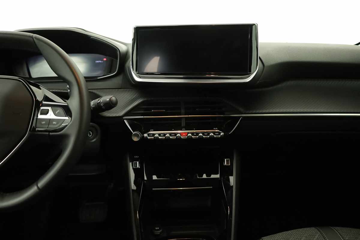 peugeot-208-2025-gasolina-1199cc