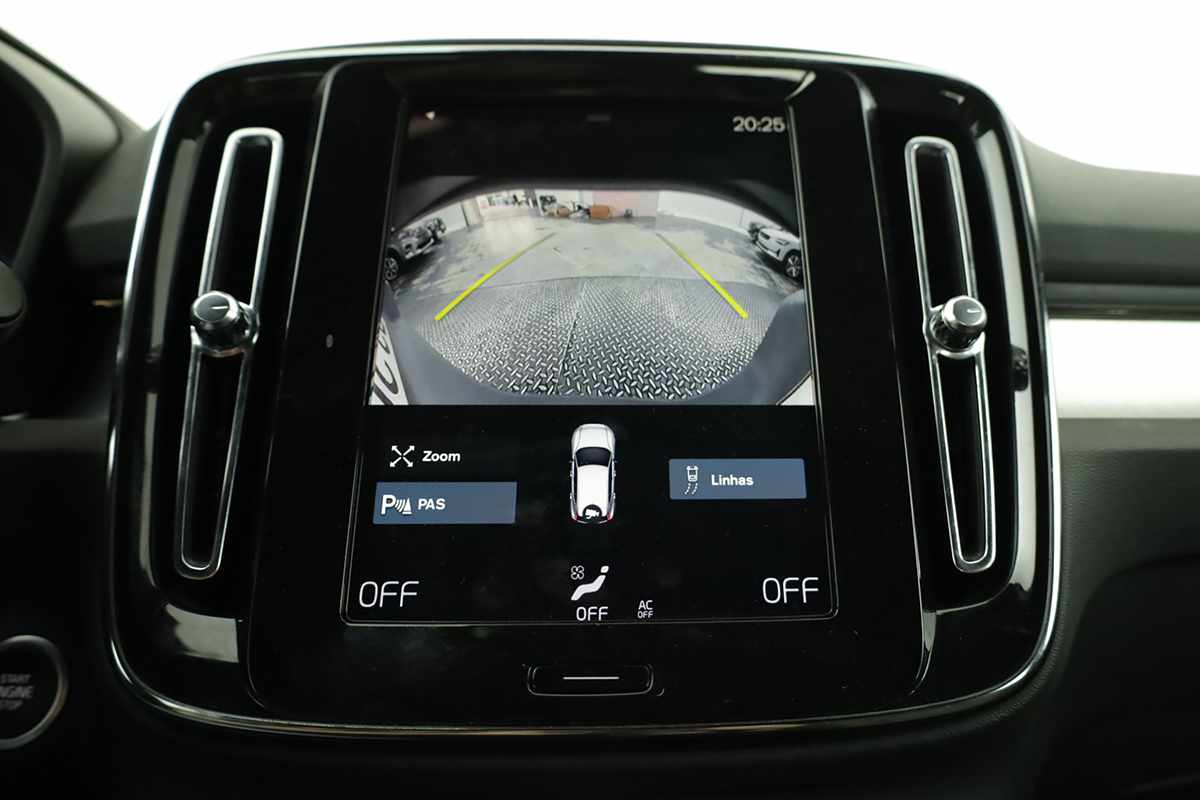 volvo-xc40-2024-gasolina-1477cc