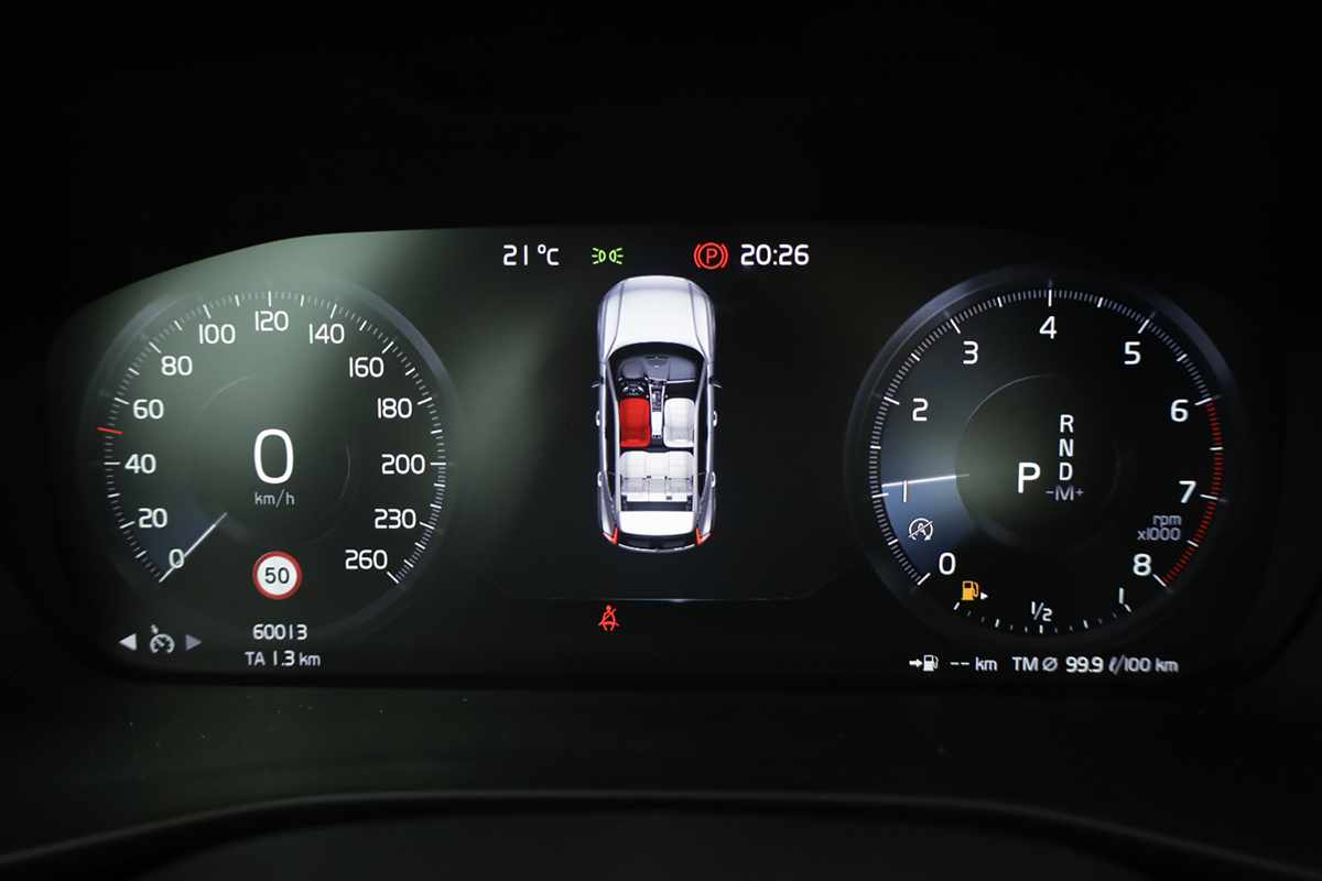 volvo-xc40-2024-gasolina-1477cc