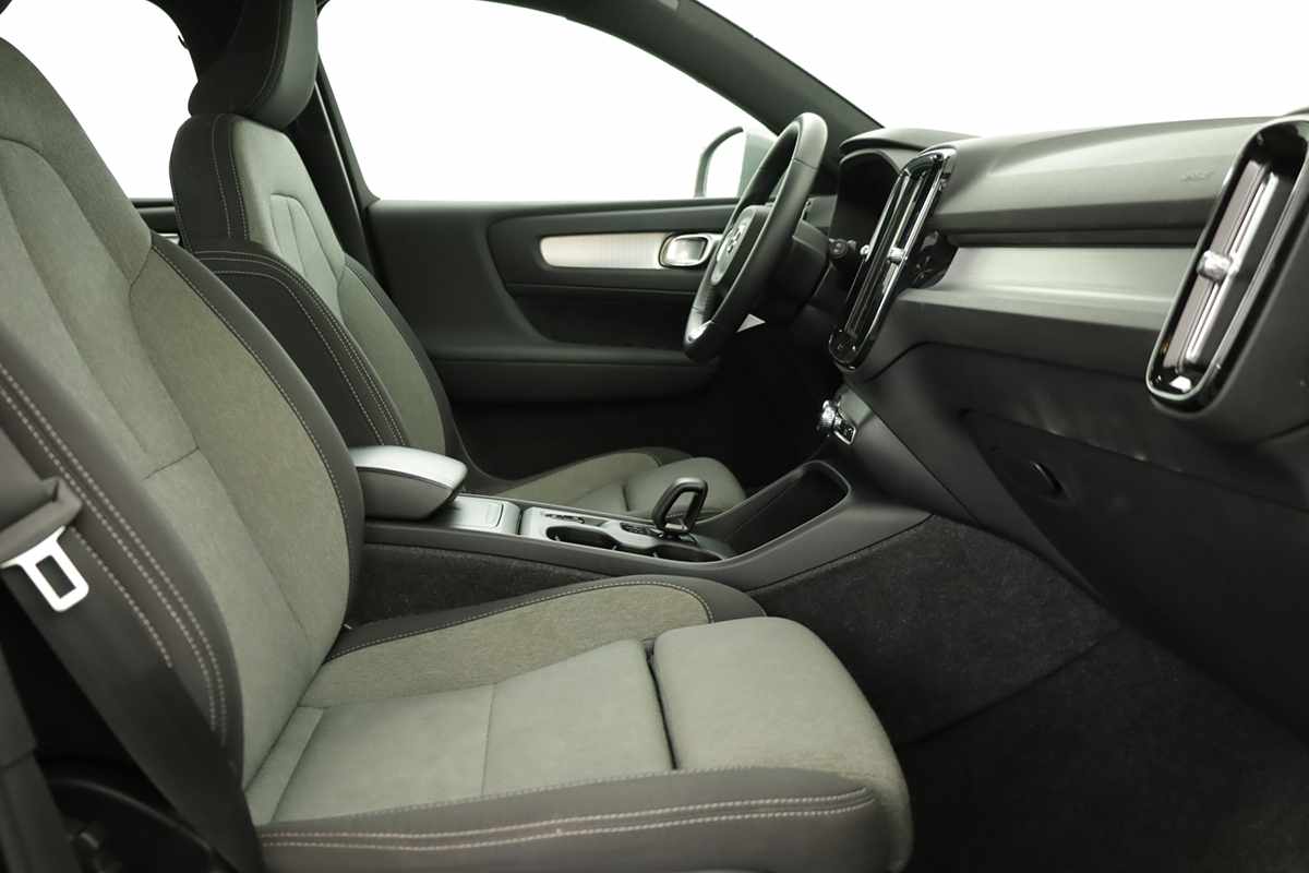 volvo-xc40-2024-gasolina-1477cc