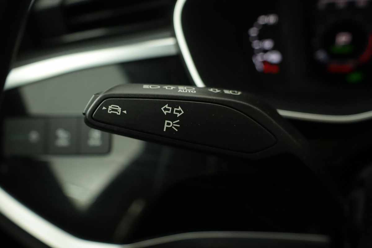 audi-q3-2024-hibrido-a-gasolina-1395cc
