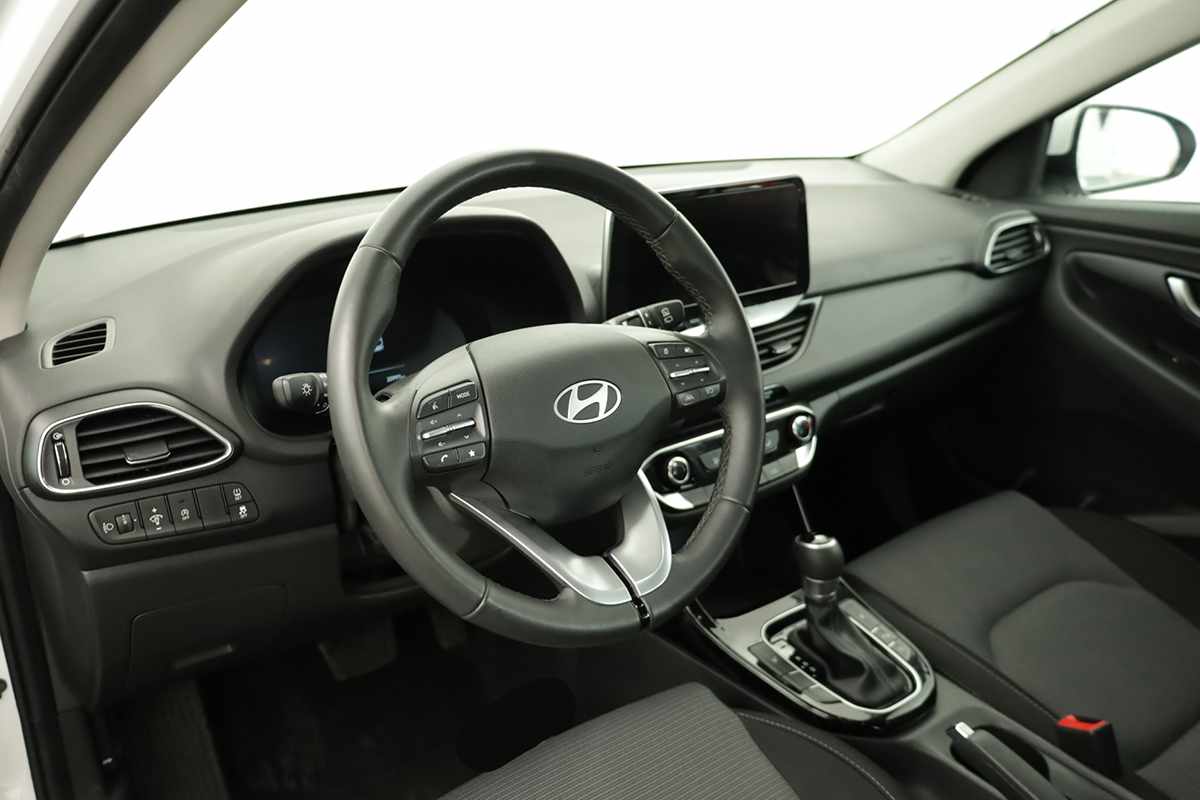 hyundai-i30-2025-gasolina-998cc
