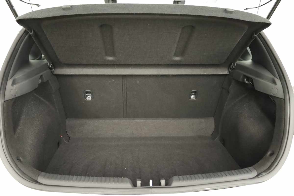 hyundai-i30-2025-gasolina-998cc