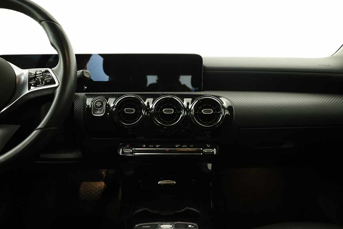 mercedes-benz-classe-a-2024-gasolina-1332cc