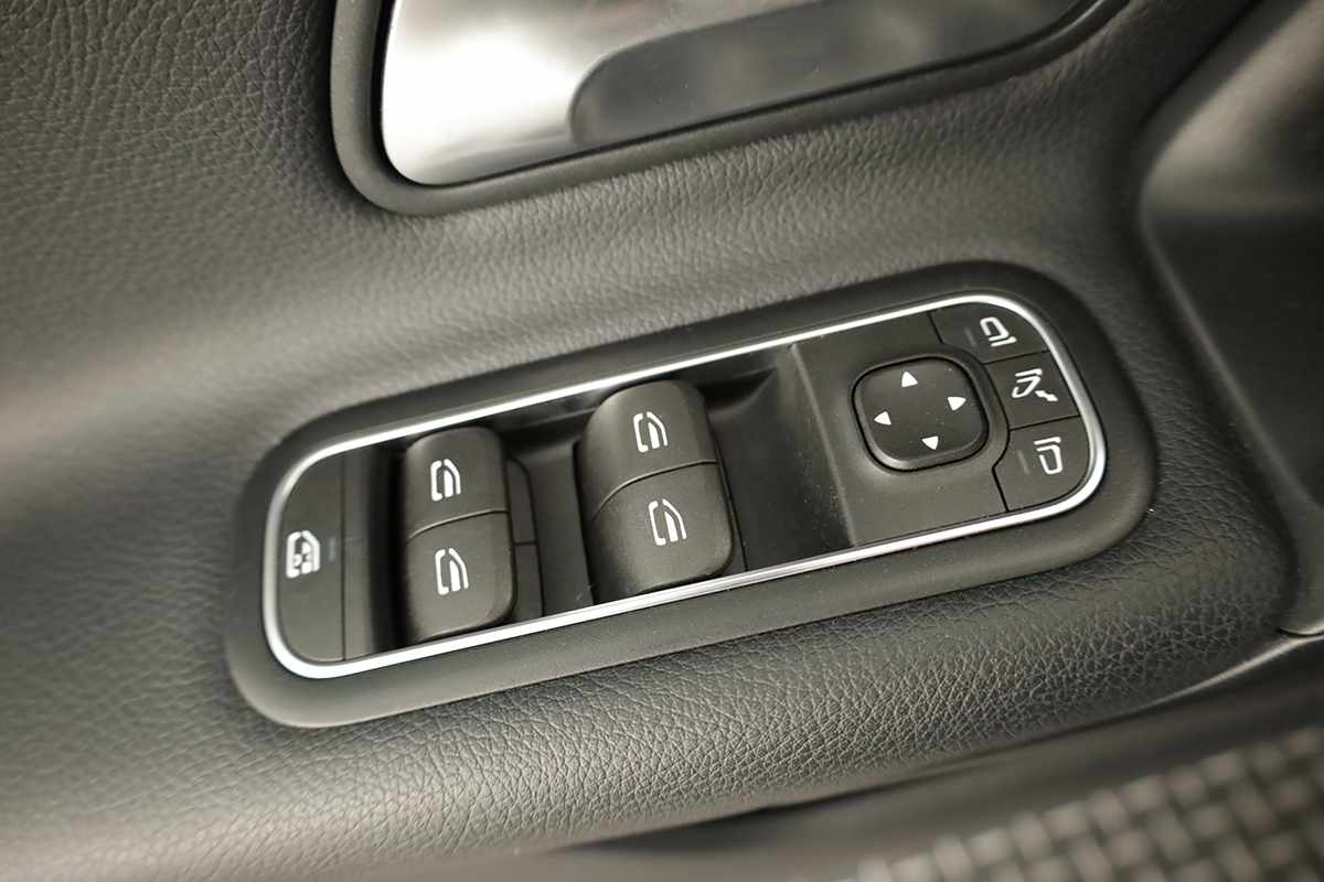 mercedes-benz-classe-a-2024-gasolina-1332cc