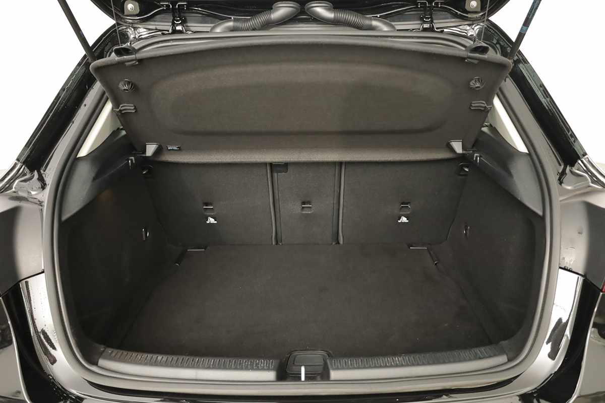mercedes-benz-classe-a-2024-gasolina-1332cc
