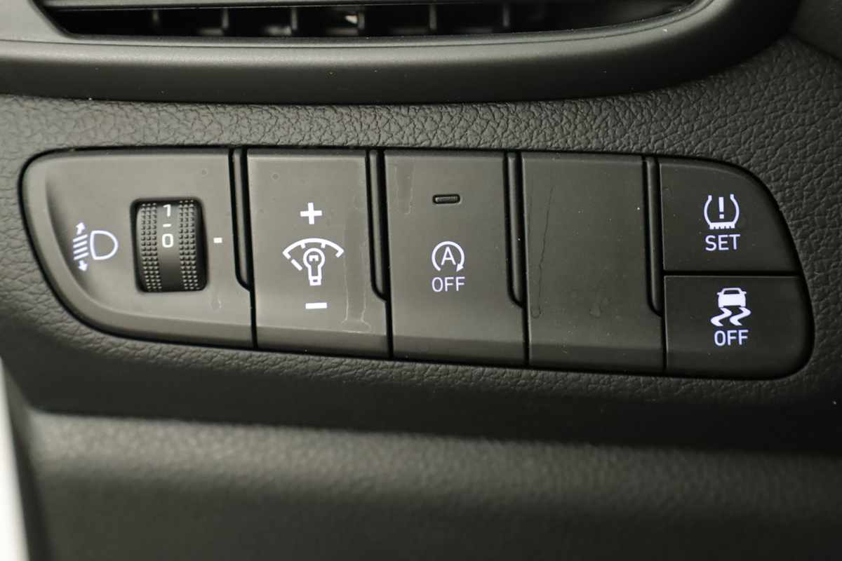 hyundai-i30-sw-2024-gasolina-998cc