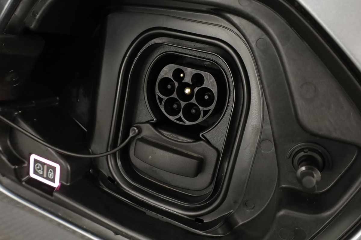 peugeot-e-208-2025-eletrico-0cc