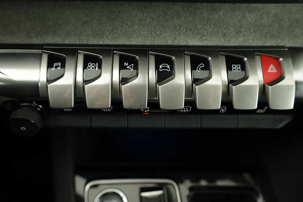 peugeot-3008-2024-gasolina-1199cc