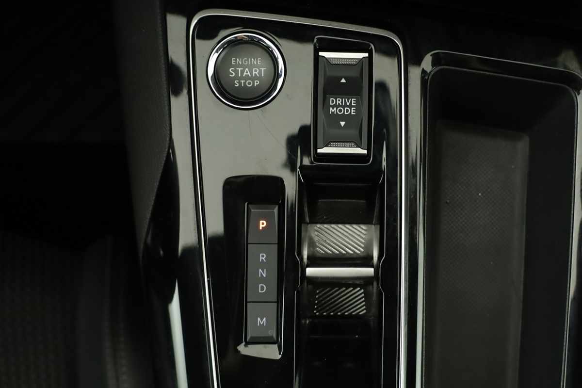 peugeot-3008-2024-gasolina-1199cc