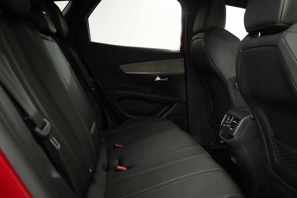 peugeot-3008-2024-gasolina-1199cc