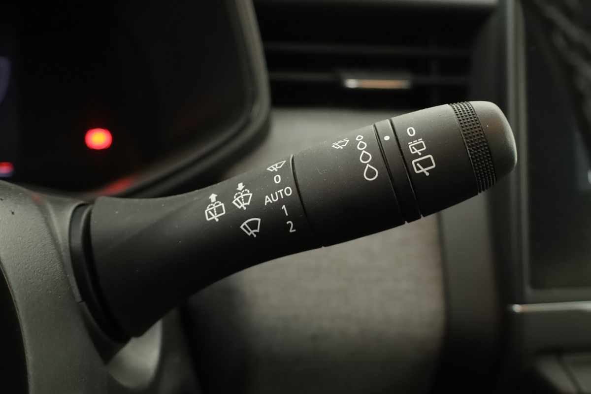 renault-clio-2024-gpl-999cc