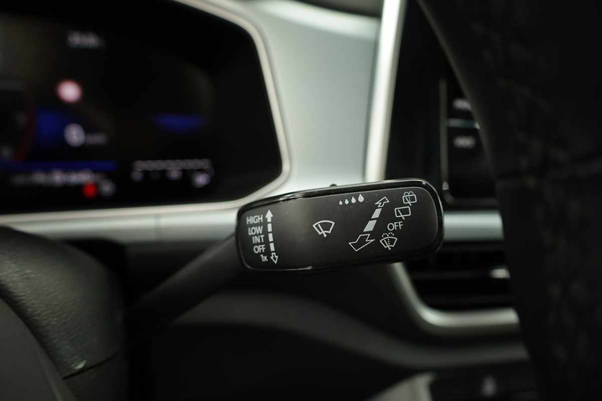 volkswagen-t-roc-2025-gasolina-999cc
