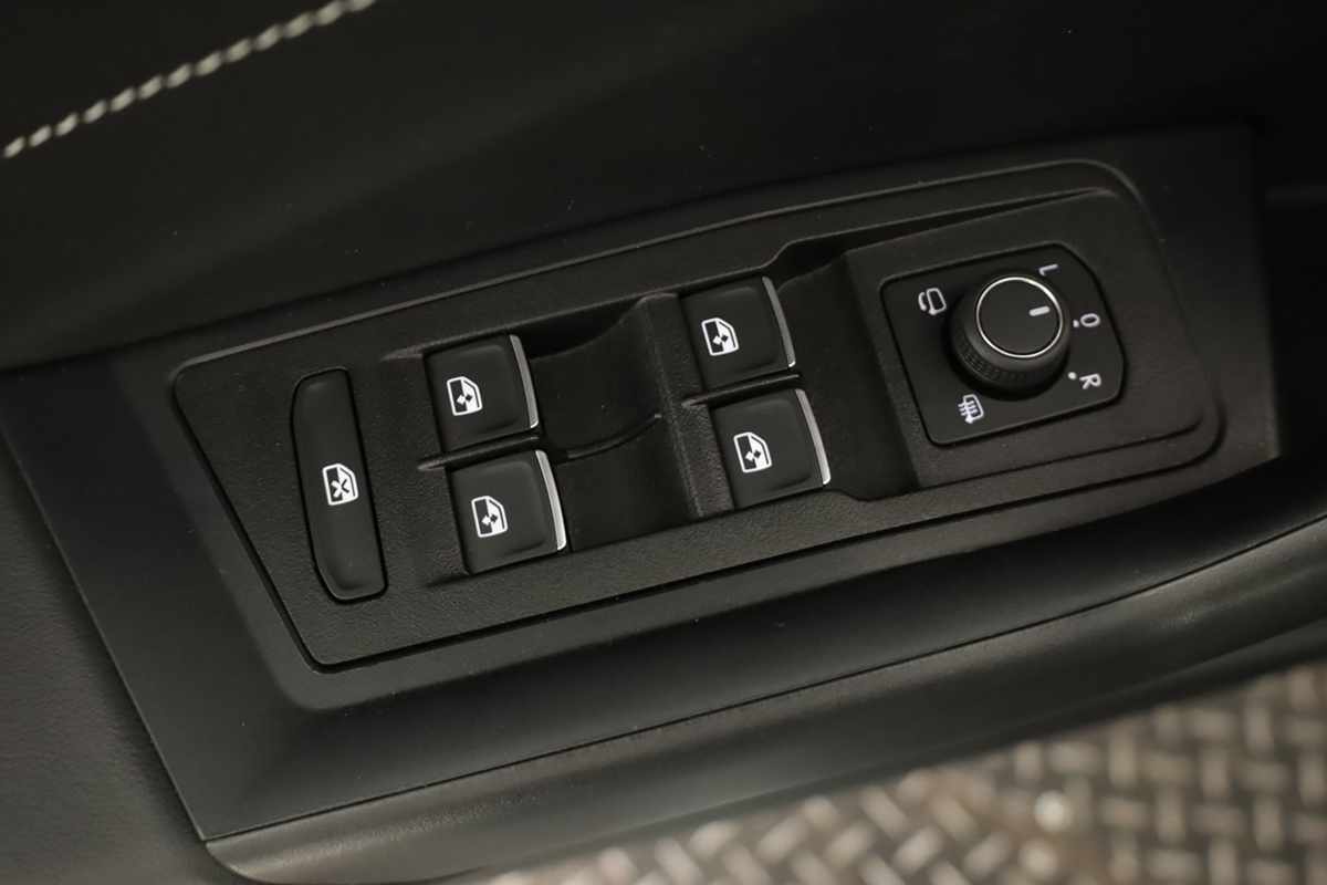 volkswagen-t-roc-2025-gasolina-999cc