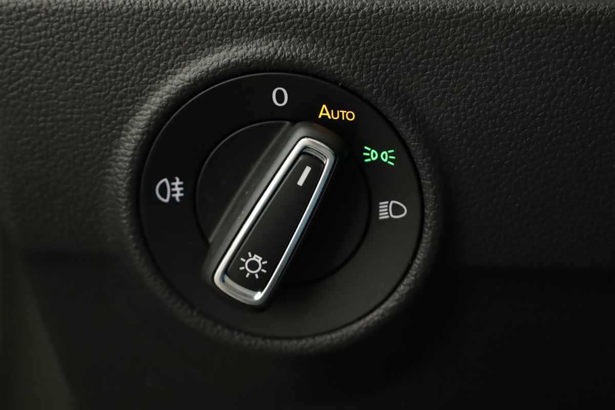 volkswagen-t-roc-2025-gasolina-999cc
