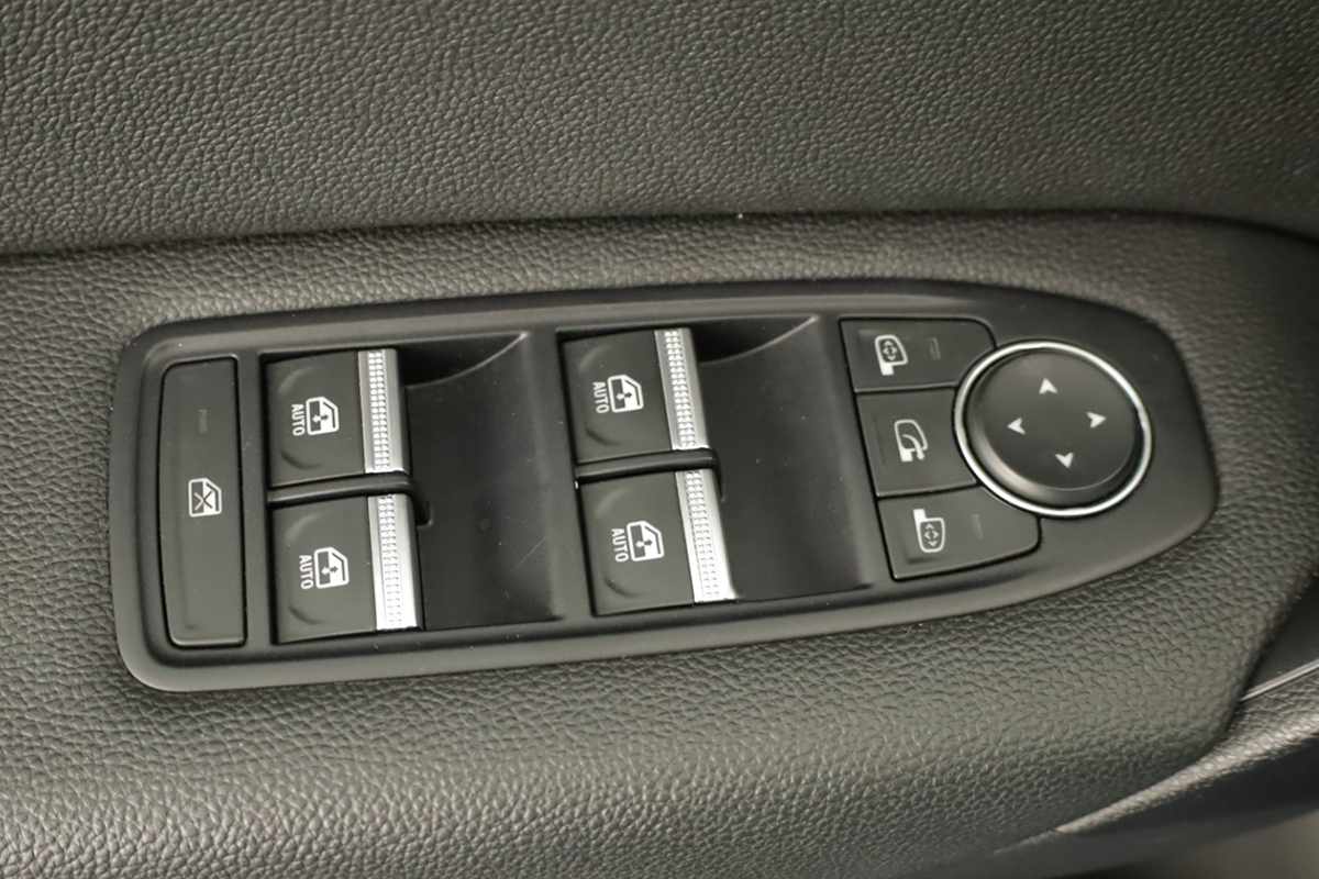 renault-captur-2024-gpl-999cc