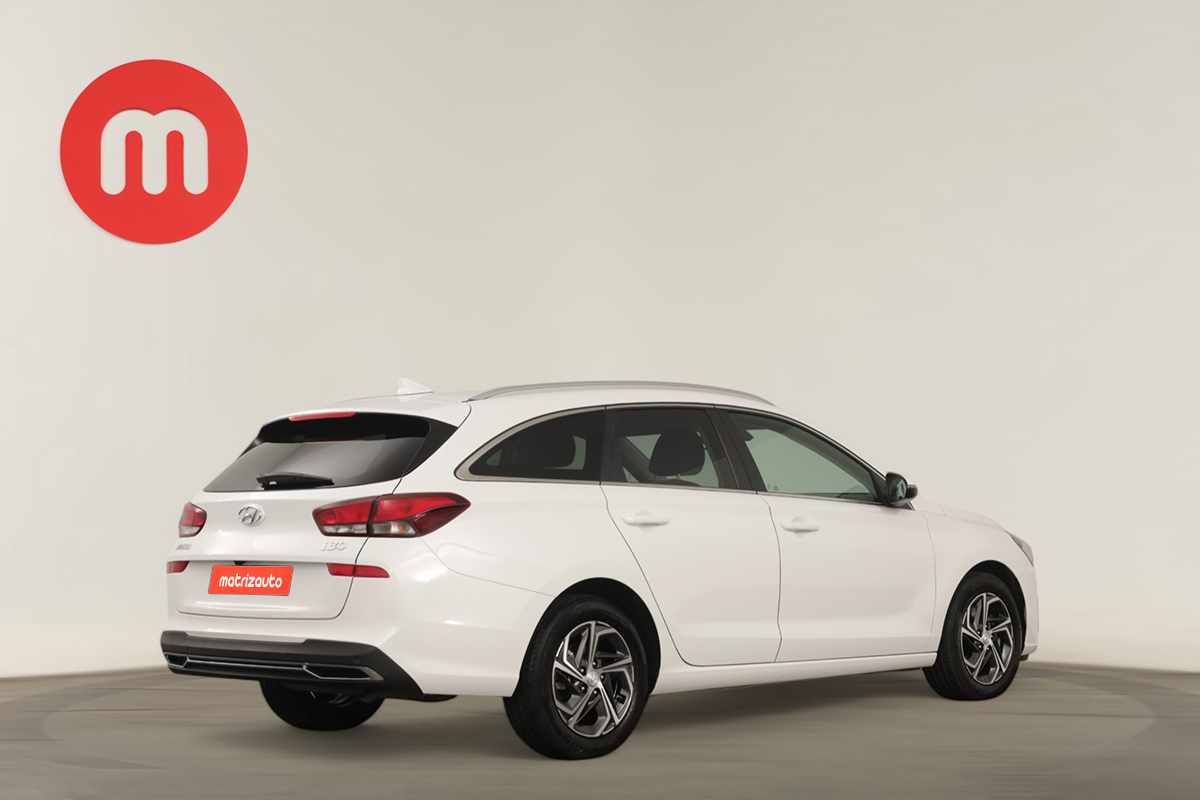 hyundai-i30-sw-2024-gasolina-998cc