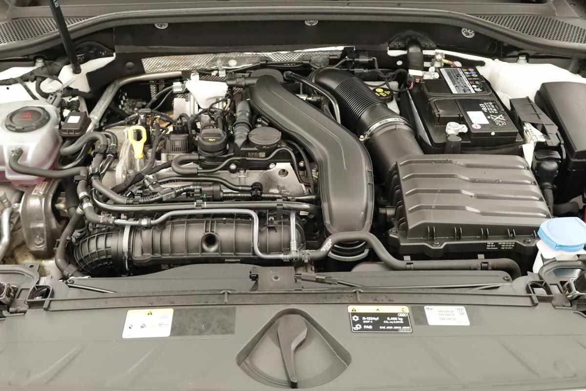 audi-q2-2023-gasolina-1498cc