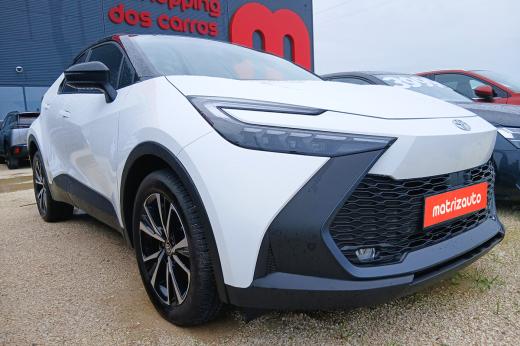 toyota-c-hr-2025-hibrido-a-gasolina-1987cc