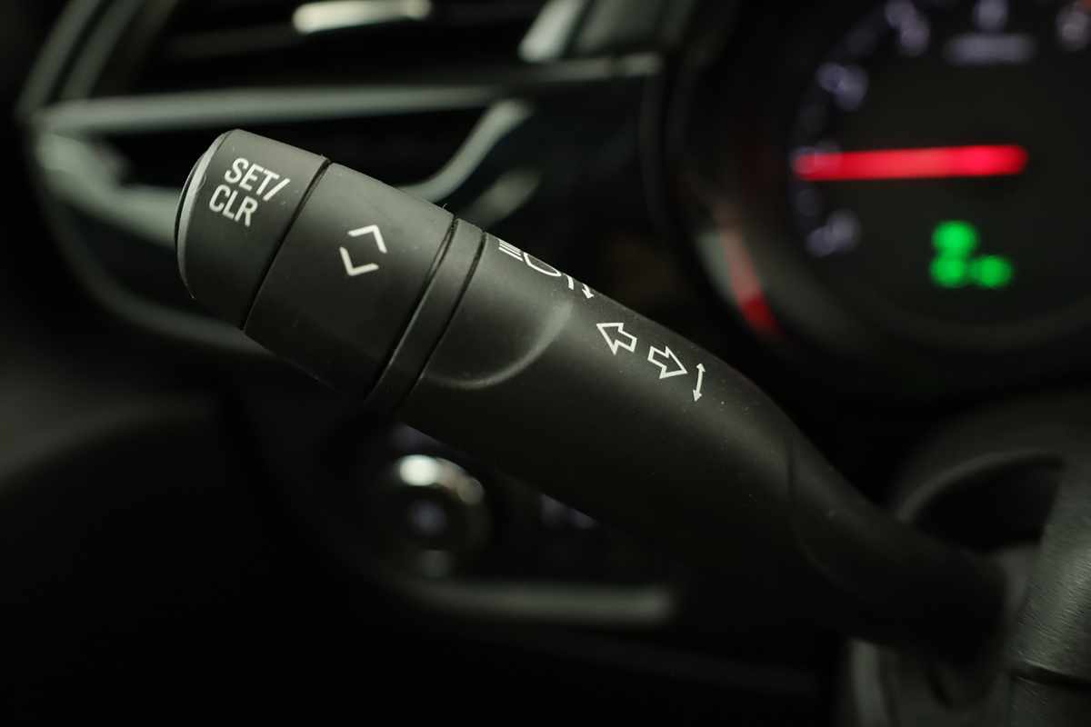 opel-corsa-2025-gasolina-1199cc
