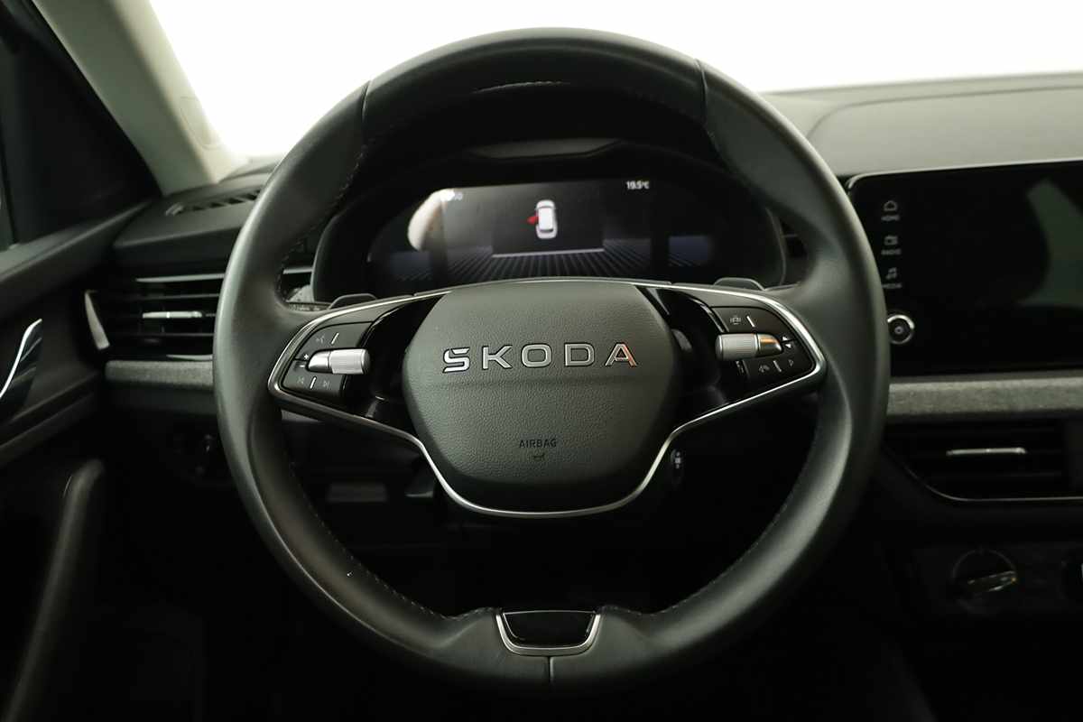 skoda-kamiq-2025-gasolina-999cc