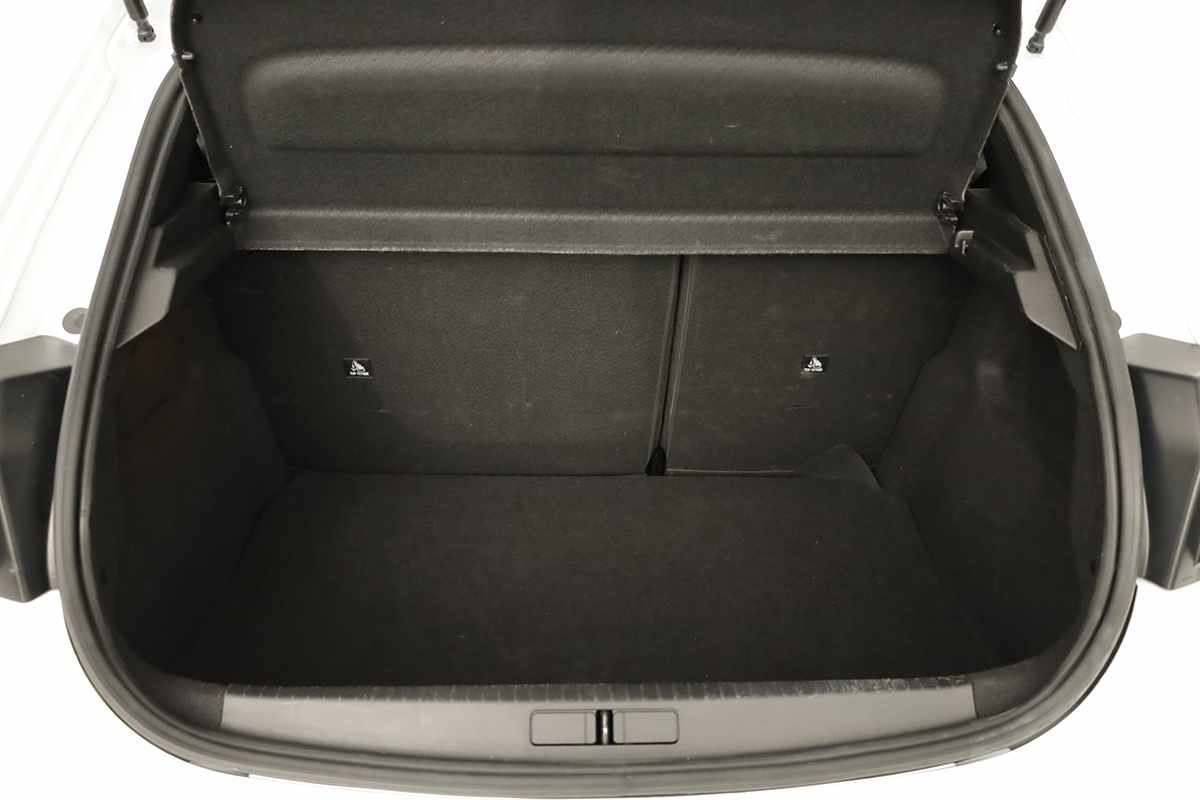 peugeot-208-2025-gasolina-1199cc