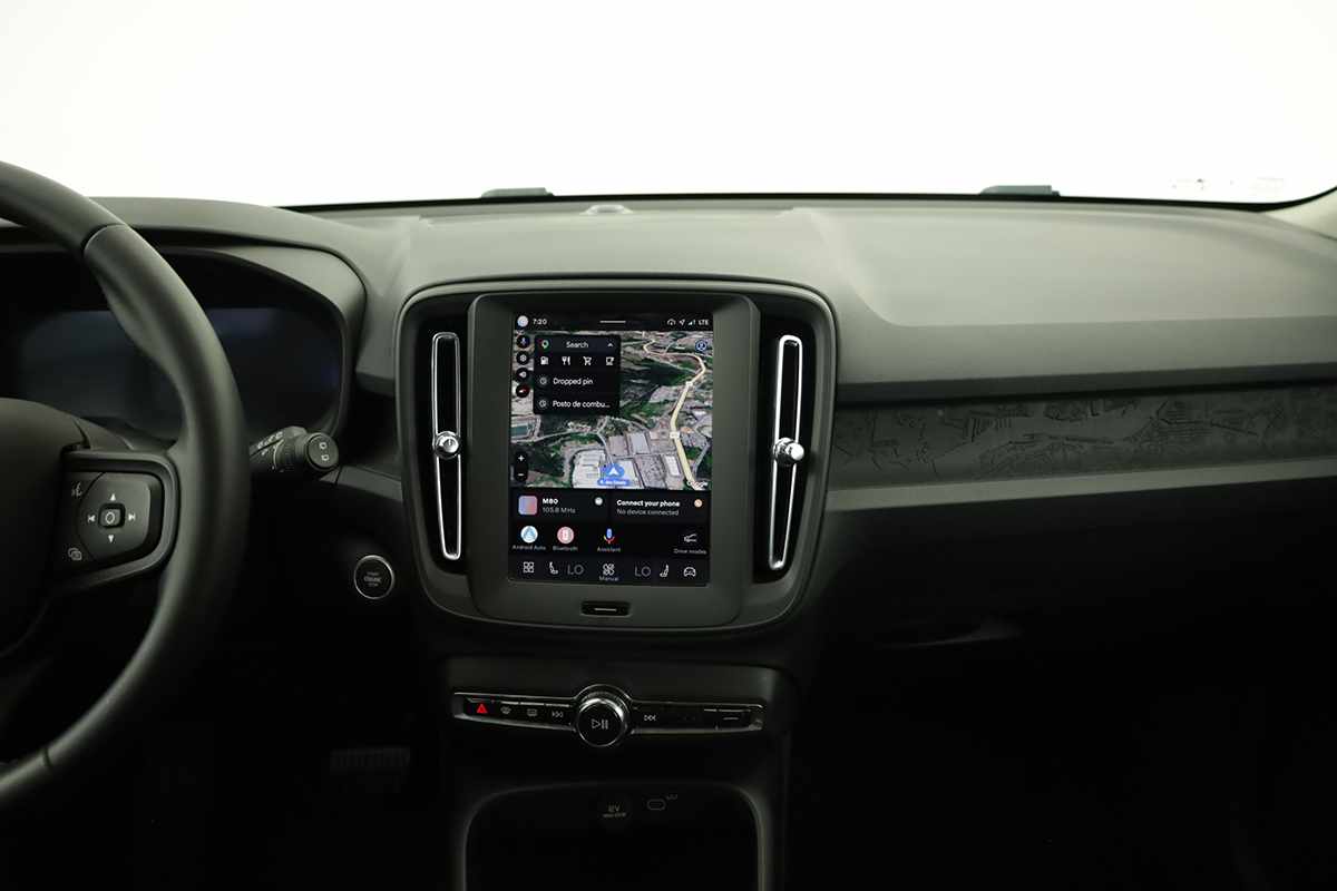 volvo-xc40-2025-gasolina-1969cc