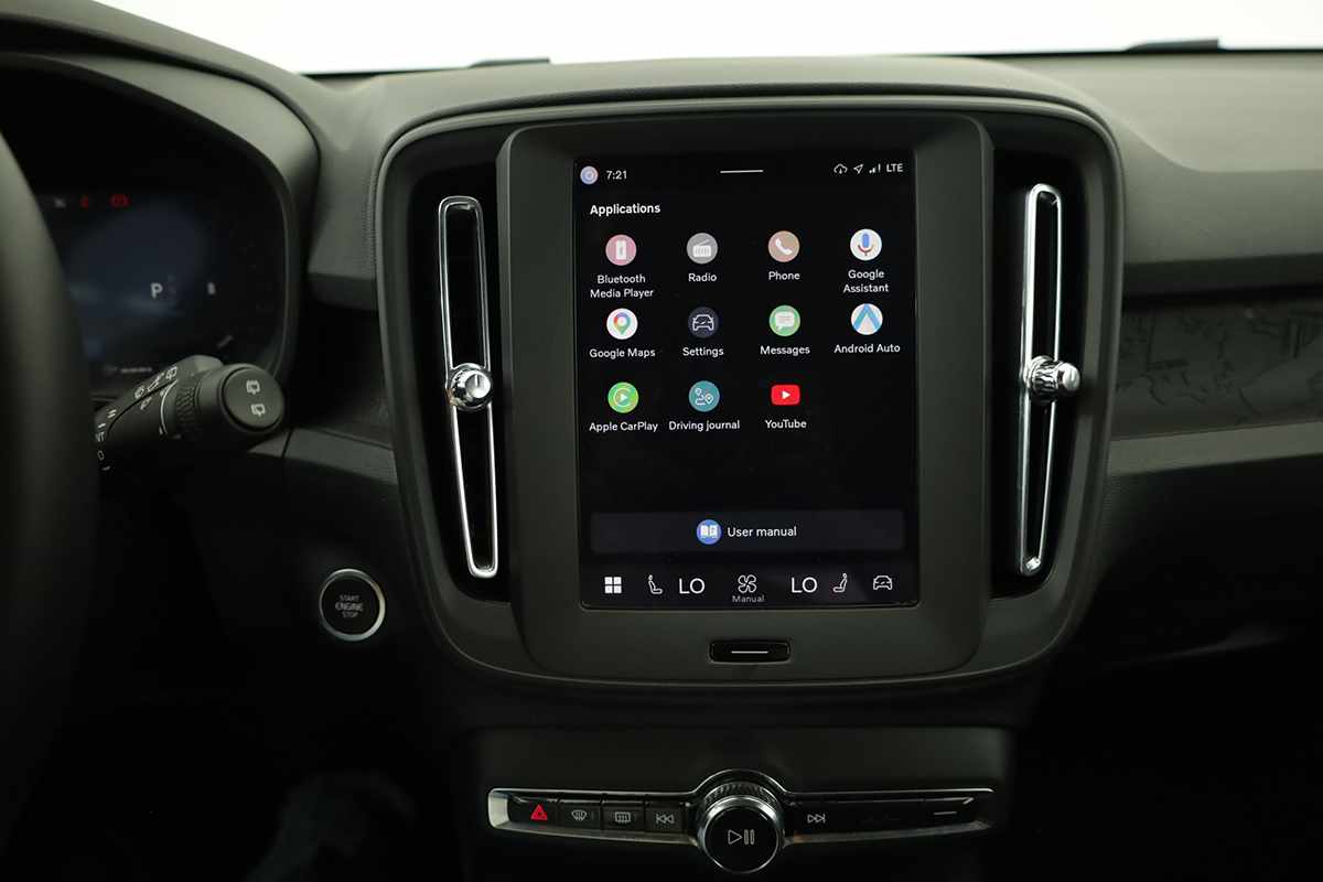 volvo-xc40-2025-gasolina-1969cc