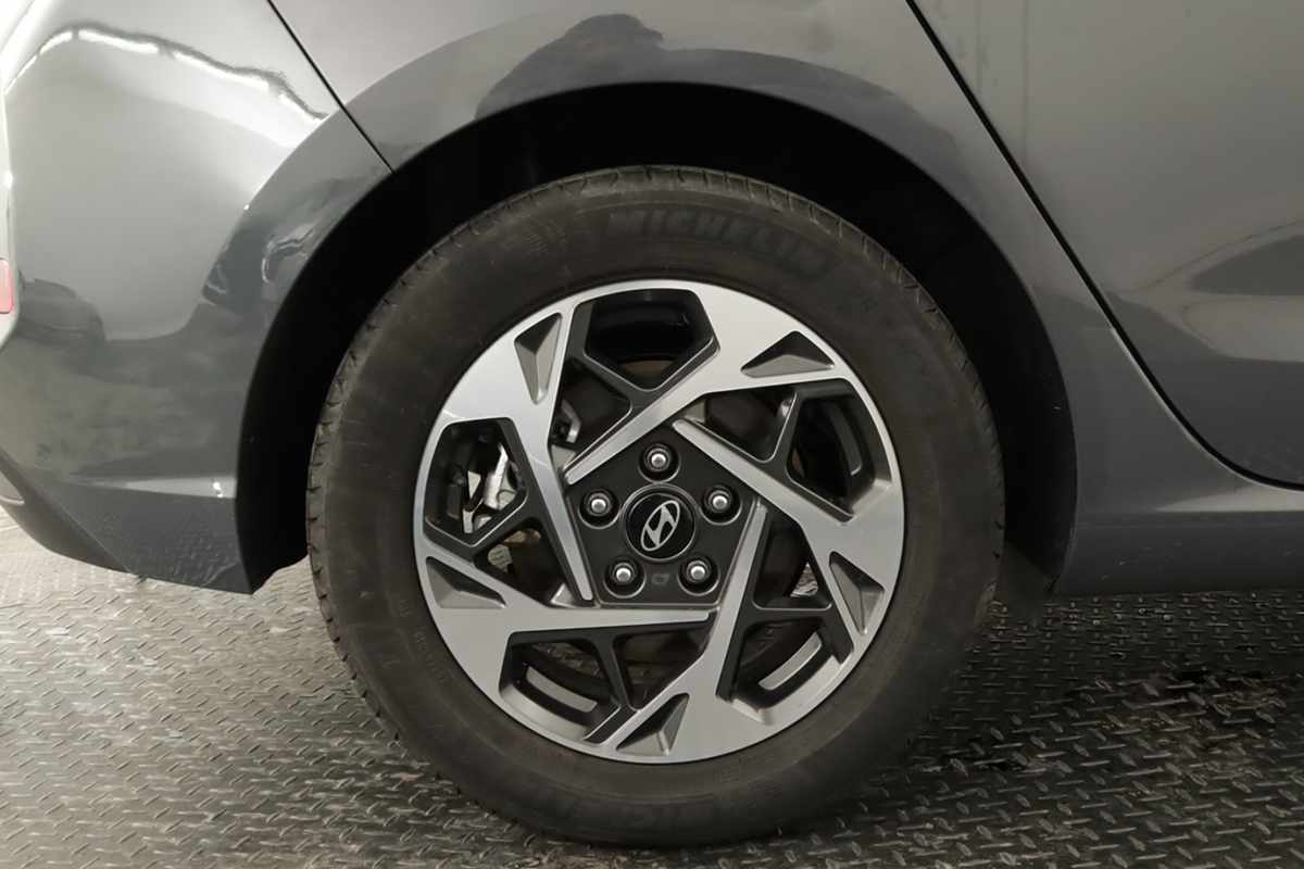 hyundai-i30-2025-gasolina-998cc