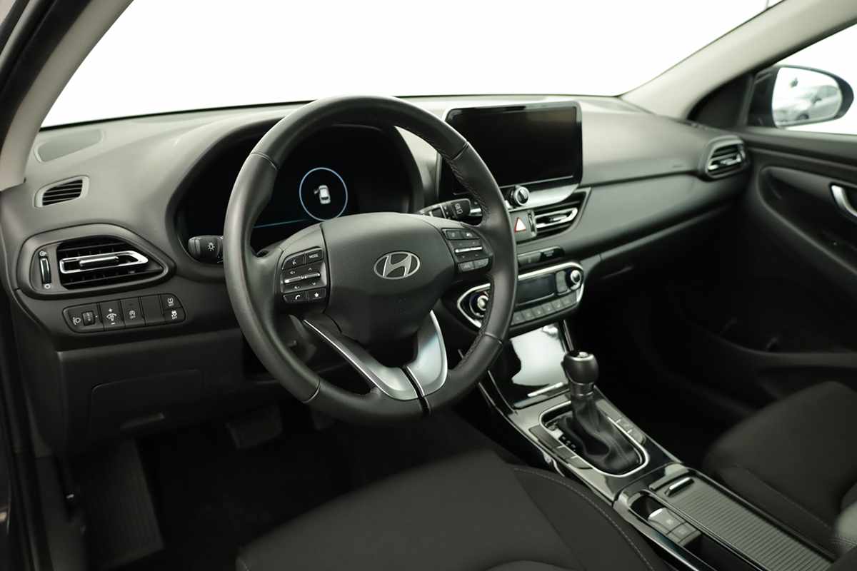 hyundai-i30-2025-gasolina-998cc