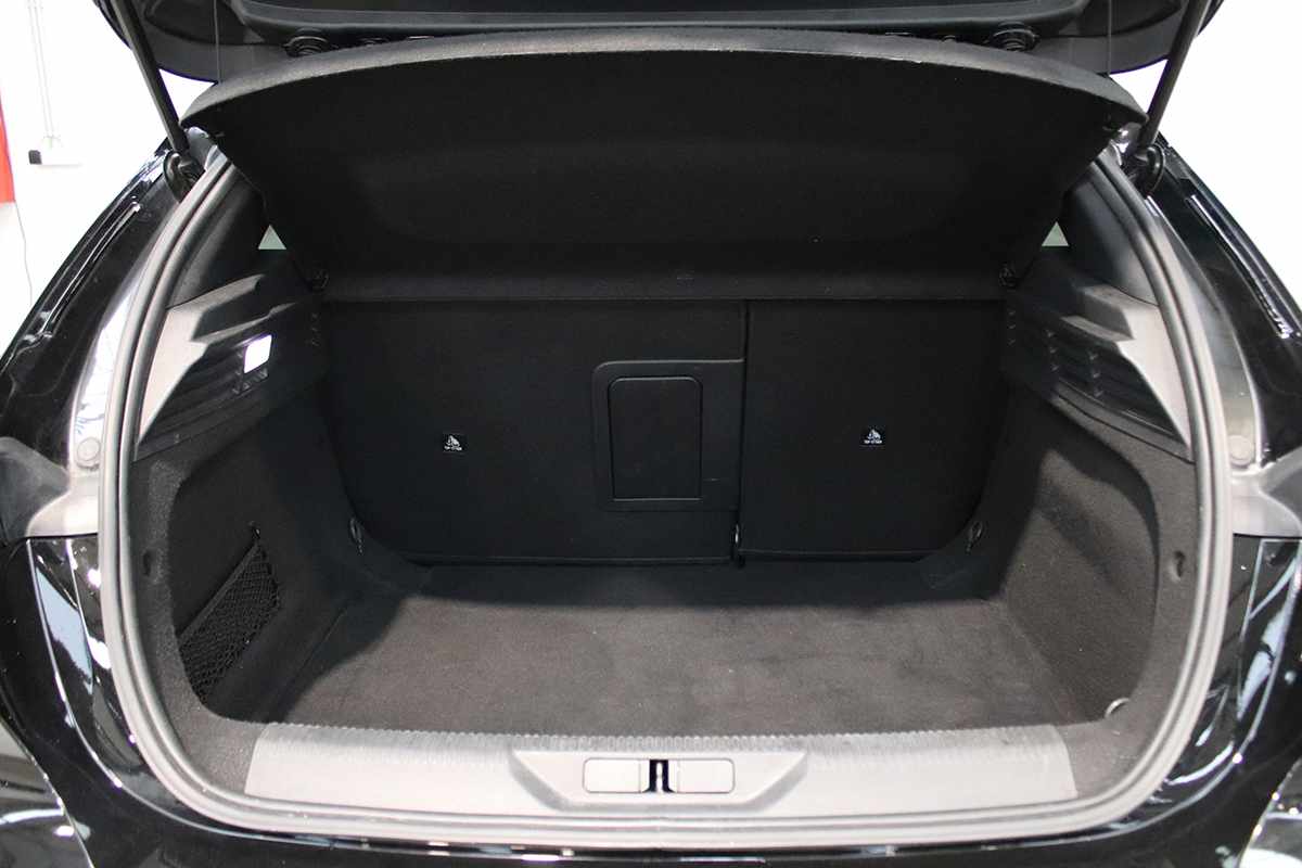 peugeot-308-2024-gasolina-1199cc
