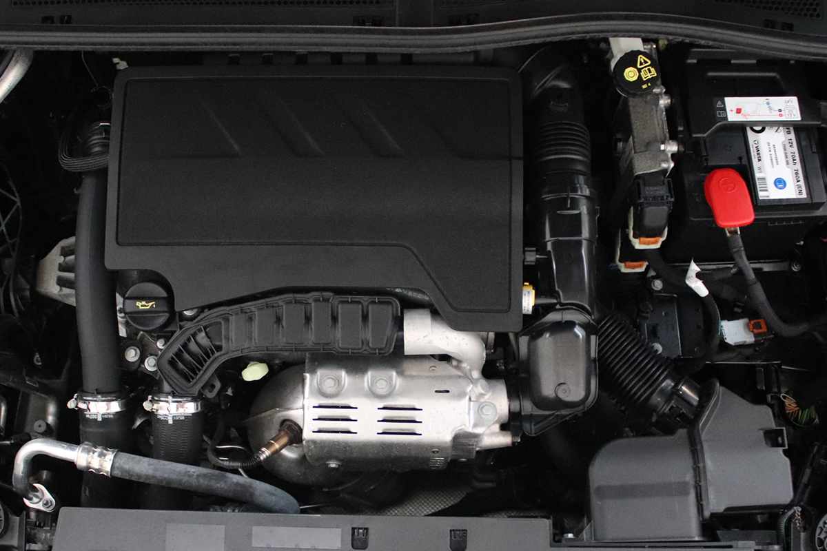 peugeot-308-2024-gasolina-1199cc