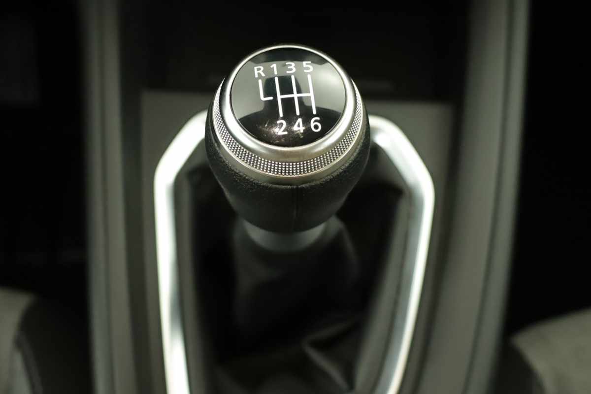 mitsubishi-colt-2025-gasolina-999cc