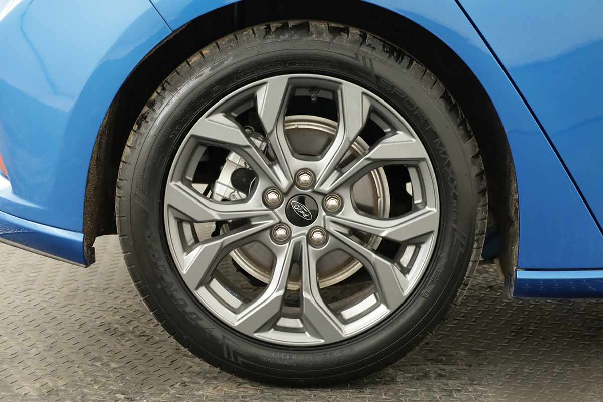 ford-focus-2024-gasolina-998cc