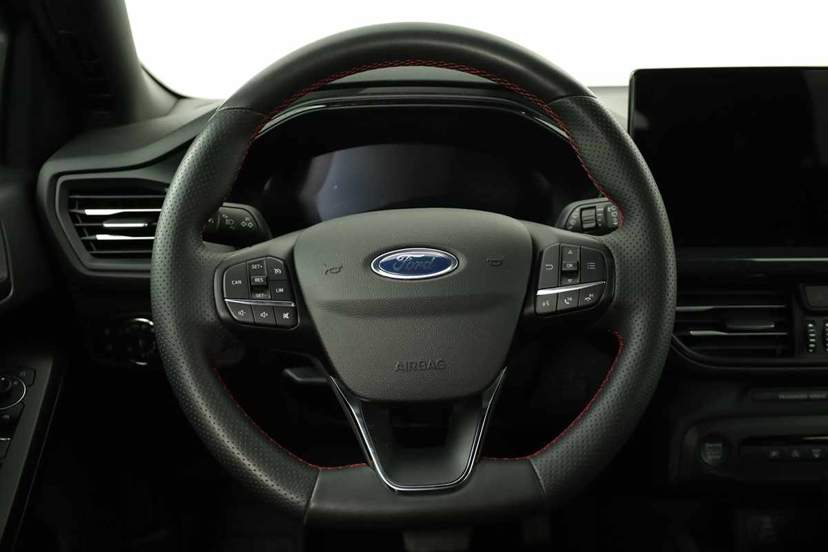ford-focus-2024-gasolina-998cc